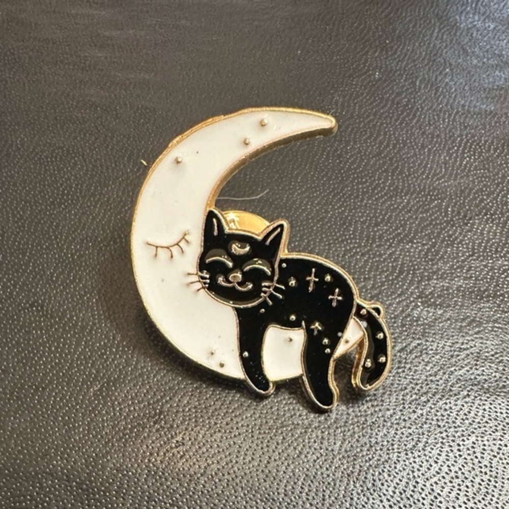 Cat Pin